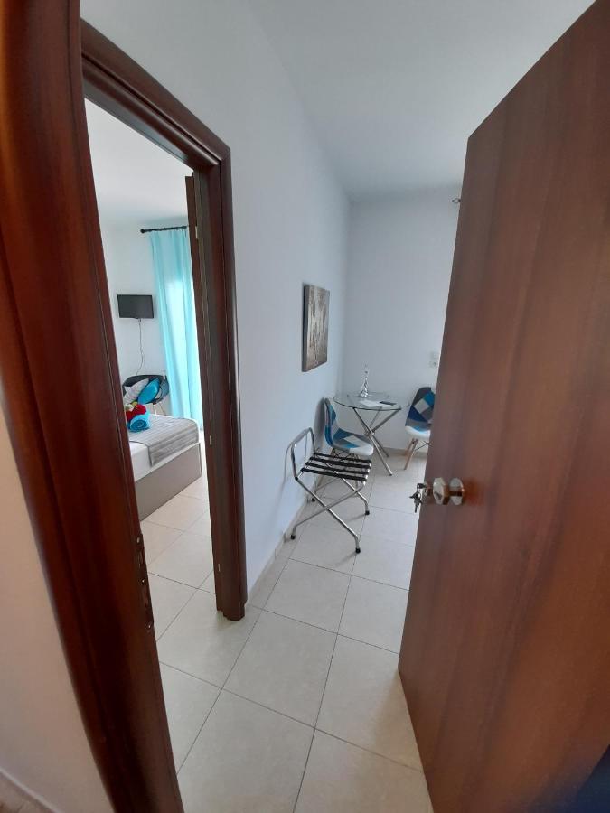 El Sol Apartamento Néa Péramos Exterior foto
