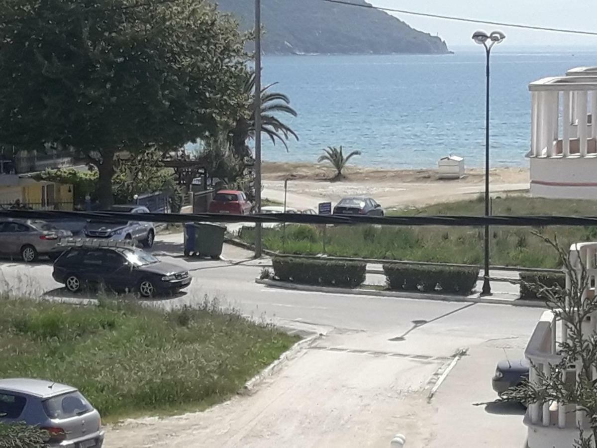 El Sol Apartamento Néa Péramos Exterior foto